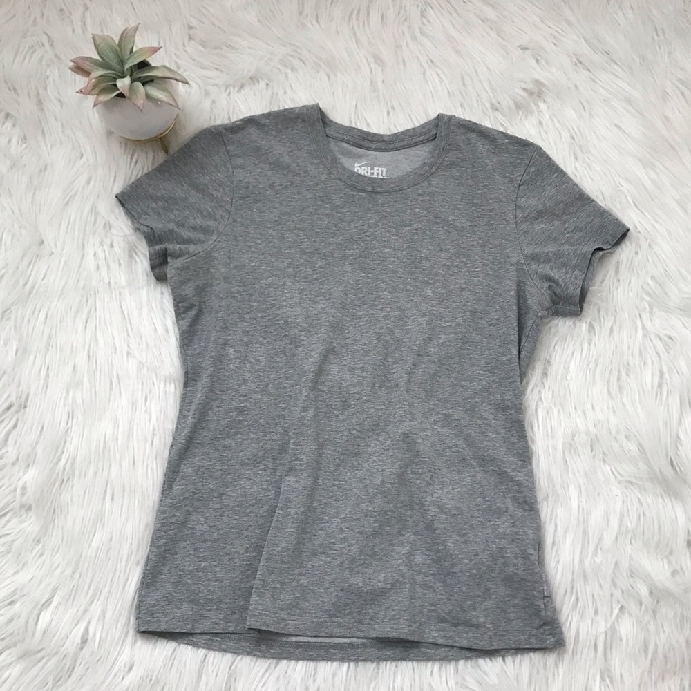 💖3 for $20!💖 Nike Dri Fit Cotton Tee